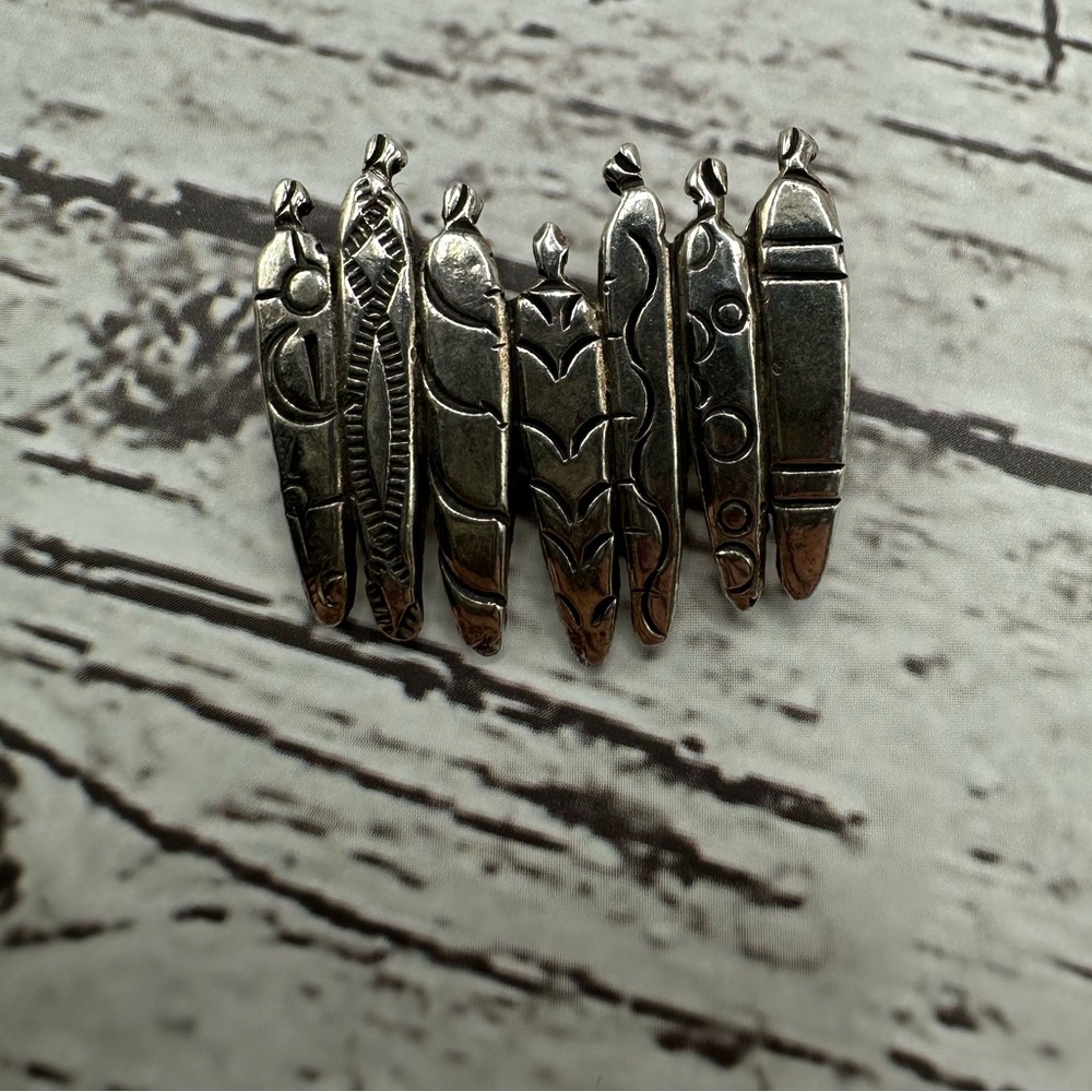 Anishinaabe silversmith Josef Reiter: 7 Sisters Brooch